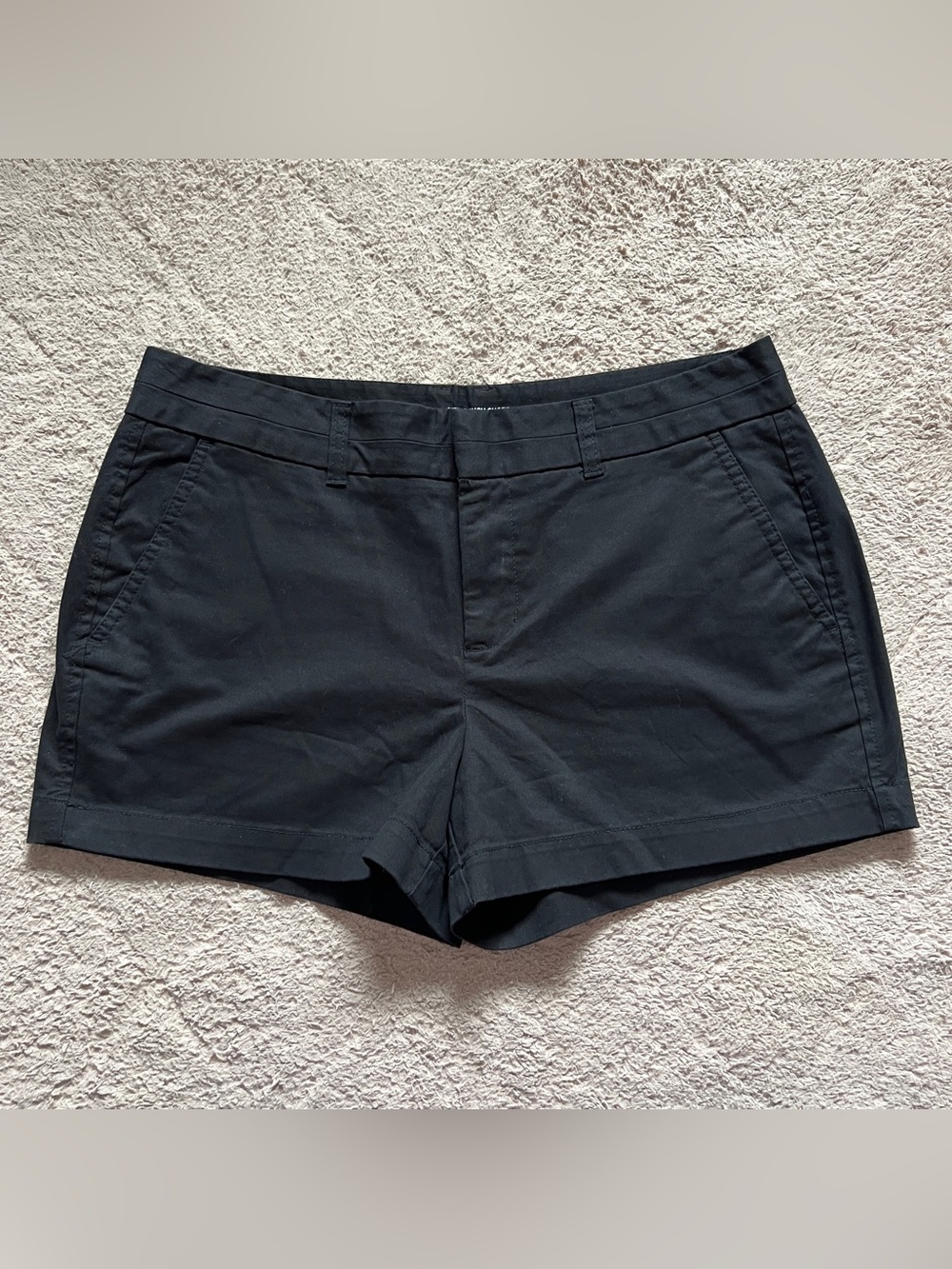 NWOT Khakis by Gap City 3" Chino Shorts Preppy Minimalist Cottage Outdoor Sz‎ 8